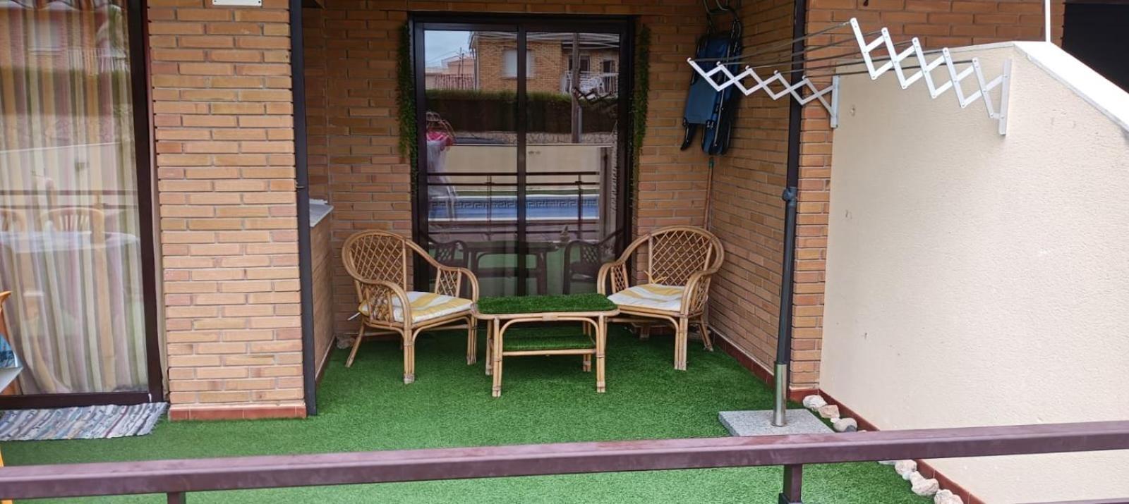 Apartamento Con Terraza Y Acceso Directo A La Piscina Y A 50 M De La Playa Miami Playa Bagian luar foto